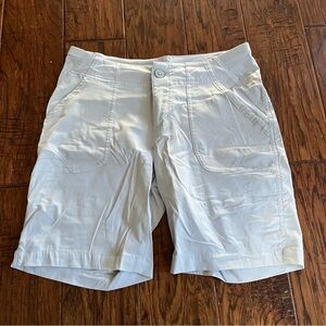 Columbia Men's Light Gray Cargo Shorts